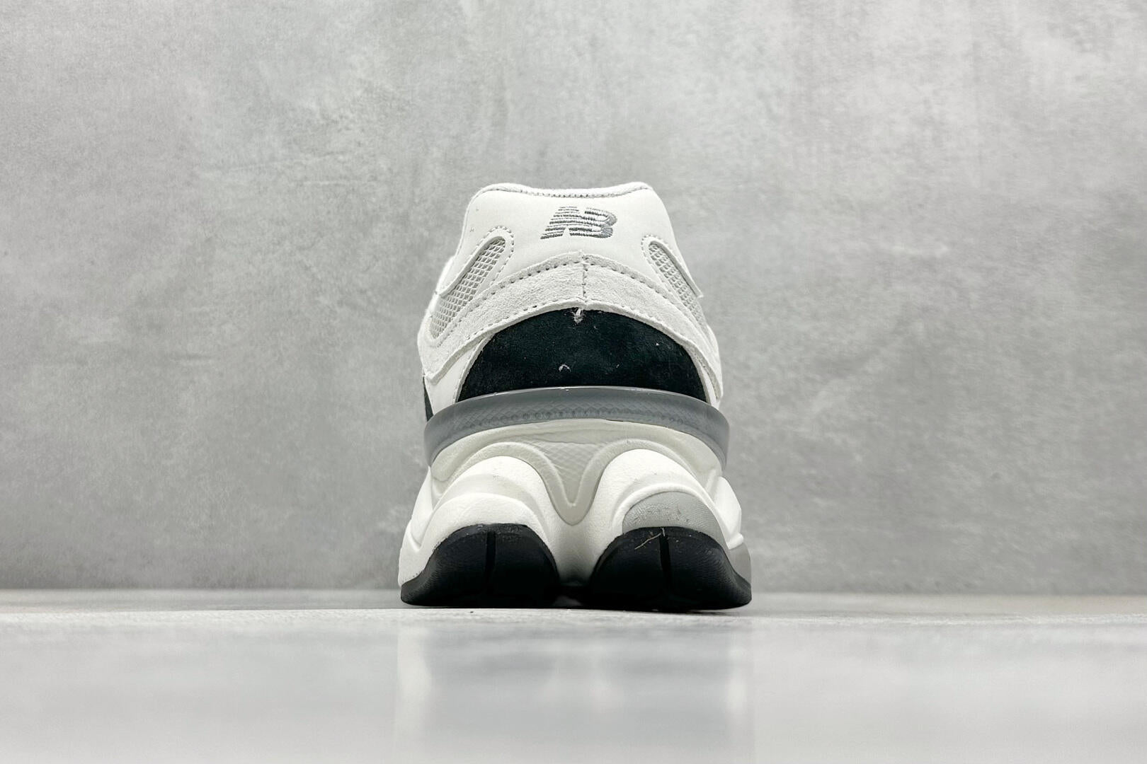 New Balance 9060 'Grey Jet Black'