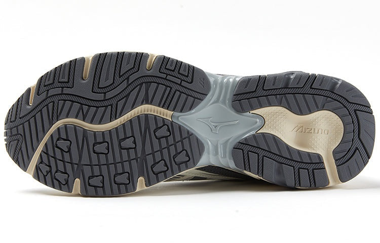 Mizuno Adventure Twe 'White'