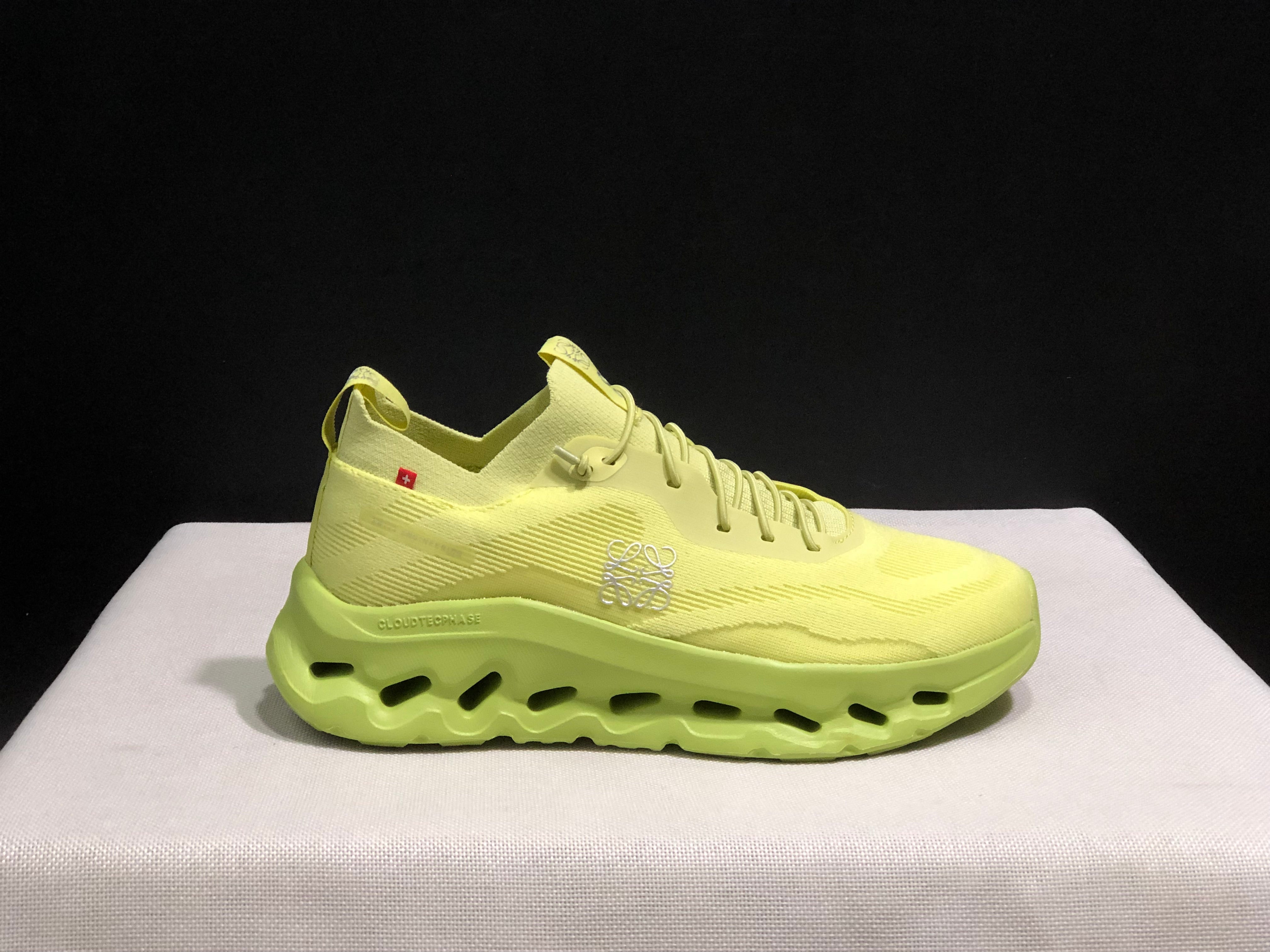 On x LOEWE Cloudtilt 'Yellow'