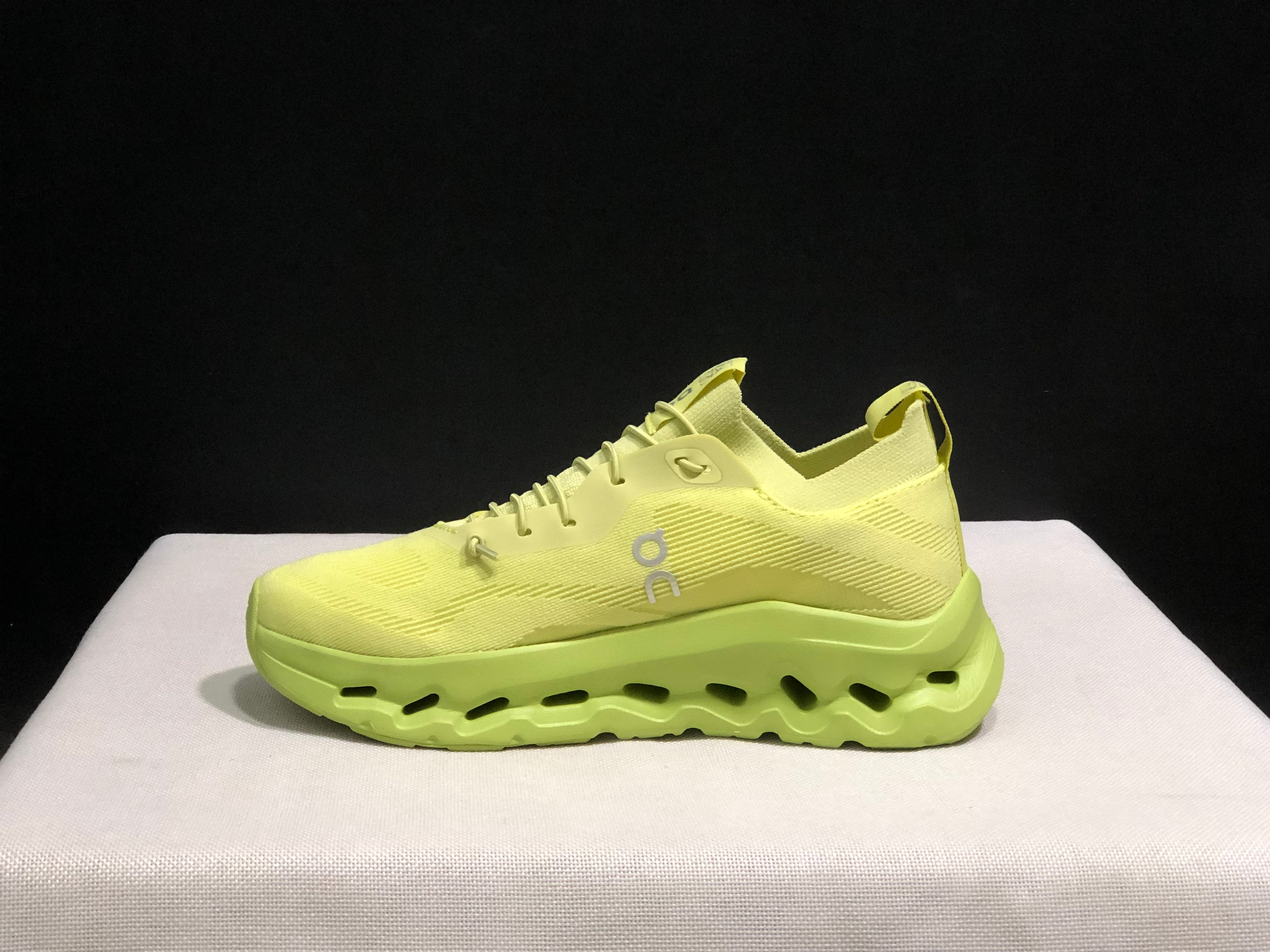 On x LOEWE Cloudtilt 'Yellow'
