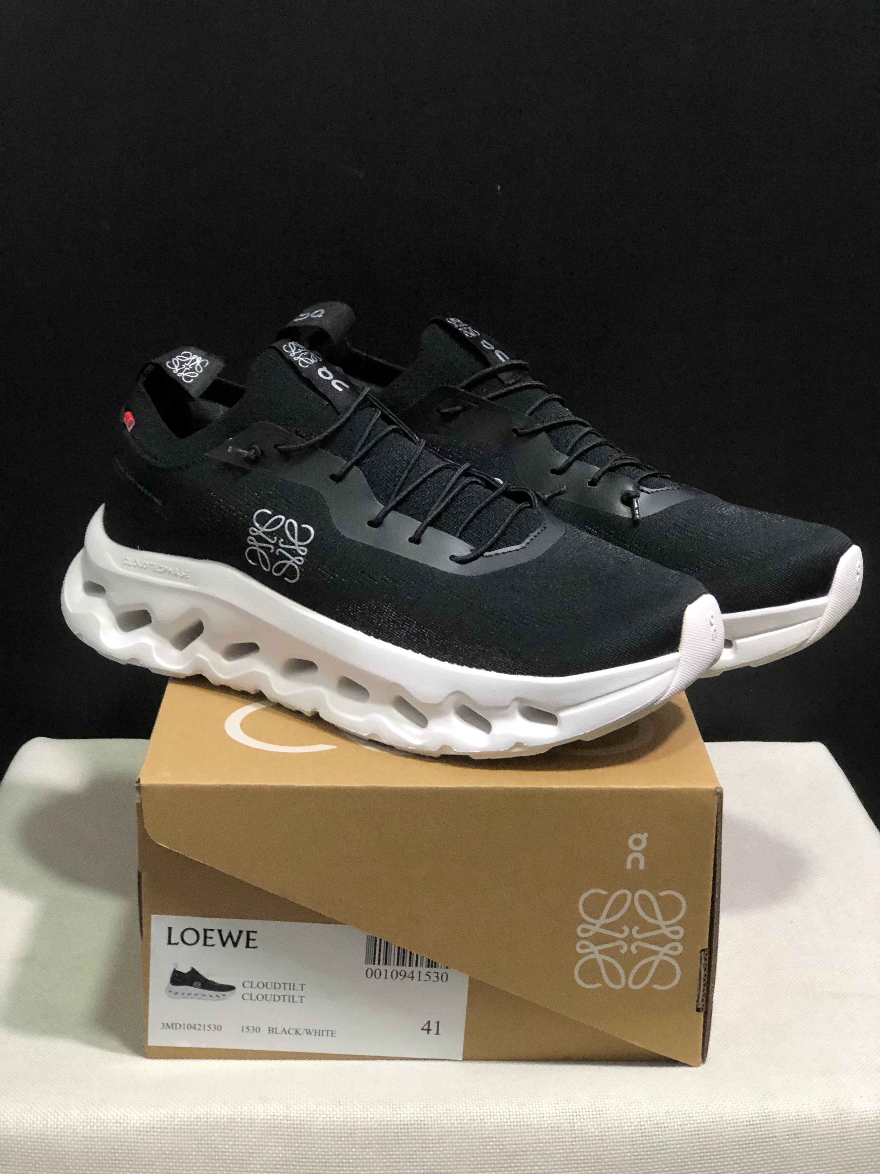 On x LOEWE Cloudtilt 'Black - White'