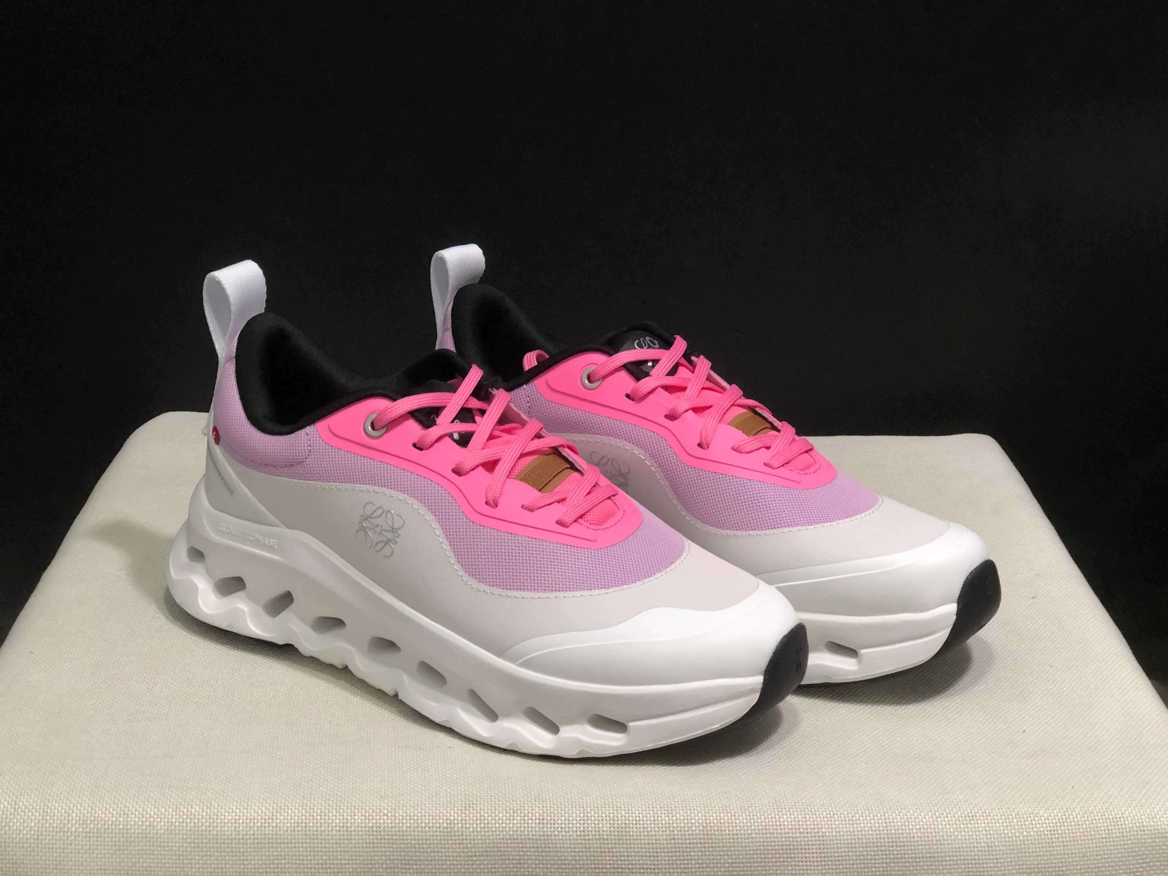 On x LOEWE Cloudtilt 2 'Pink'