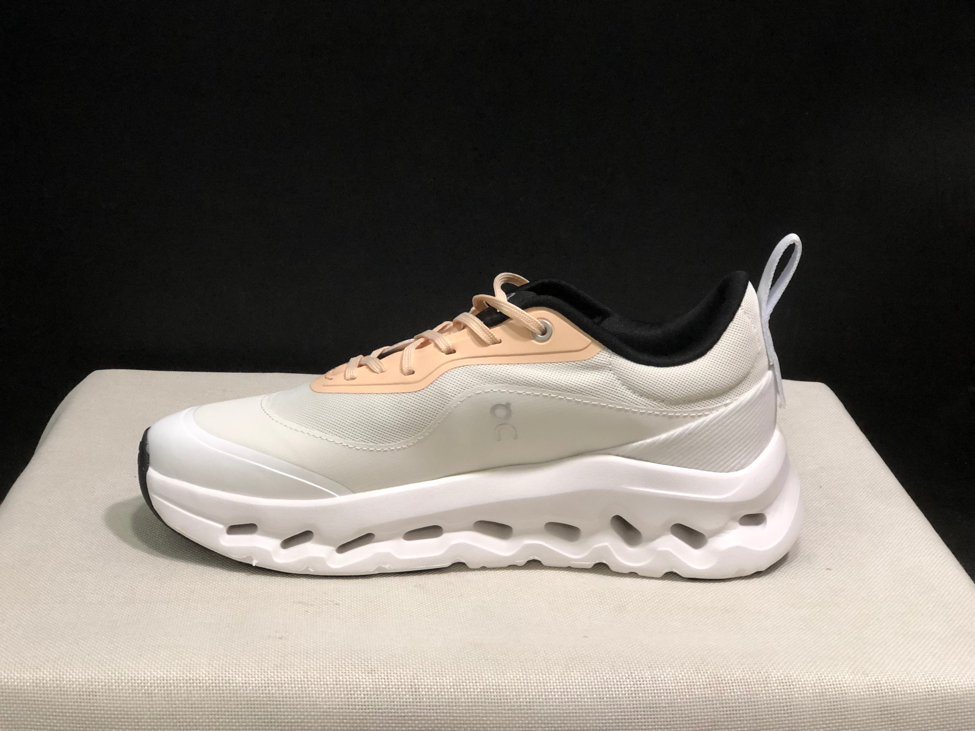 On x LOEWE Cloudtilt 2 'Beige'