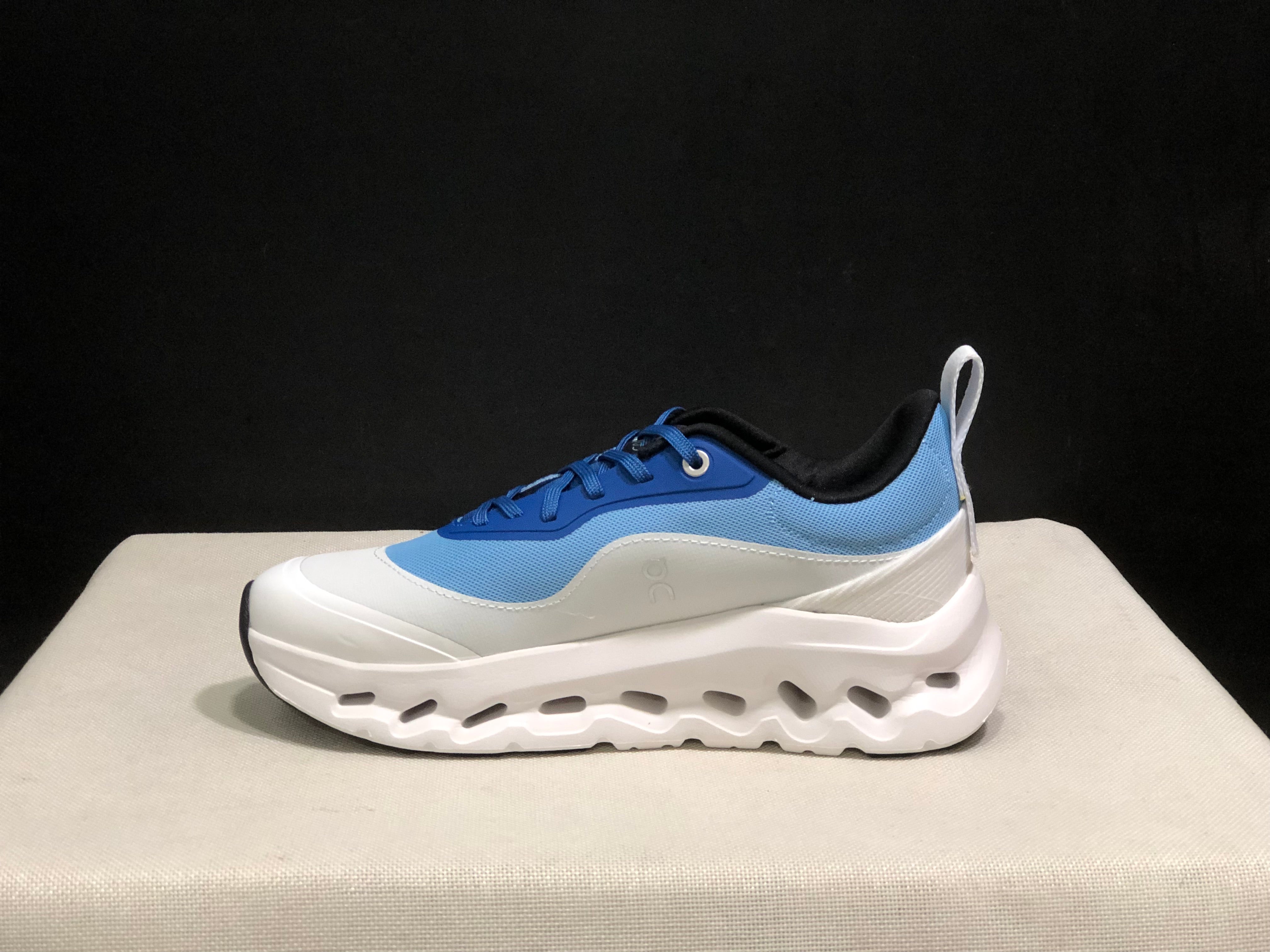 On x LOEWE Cloudtilt 2 'Blue'