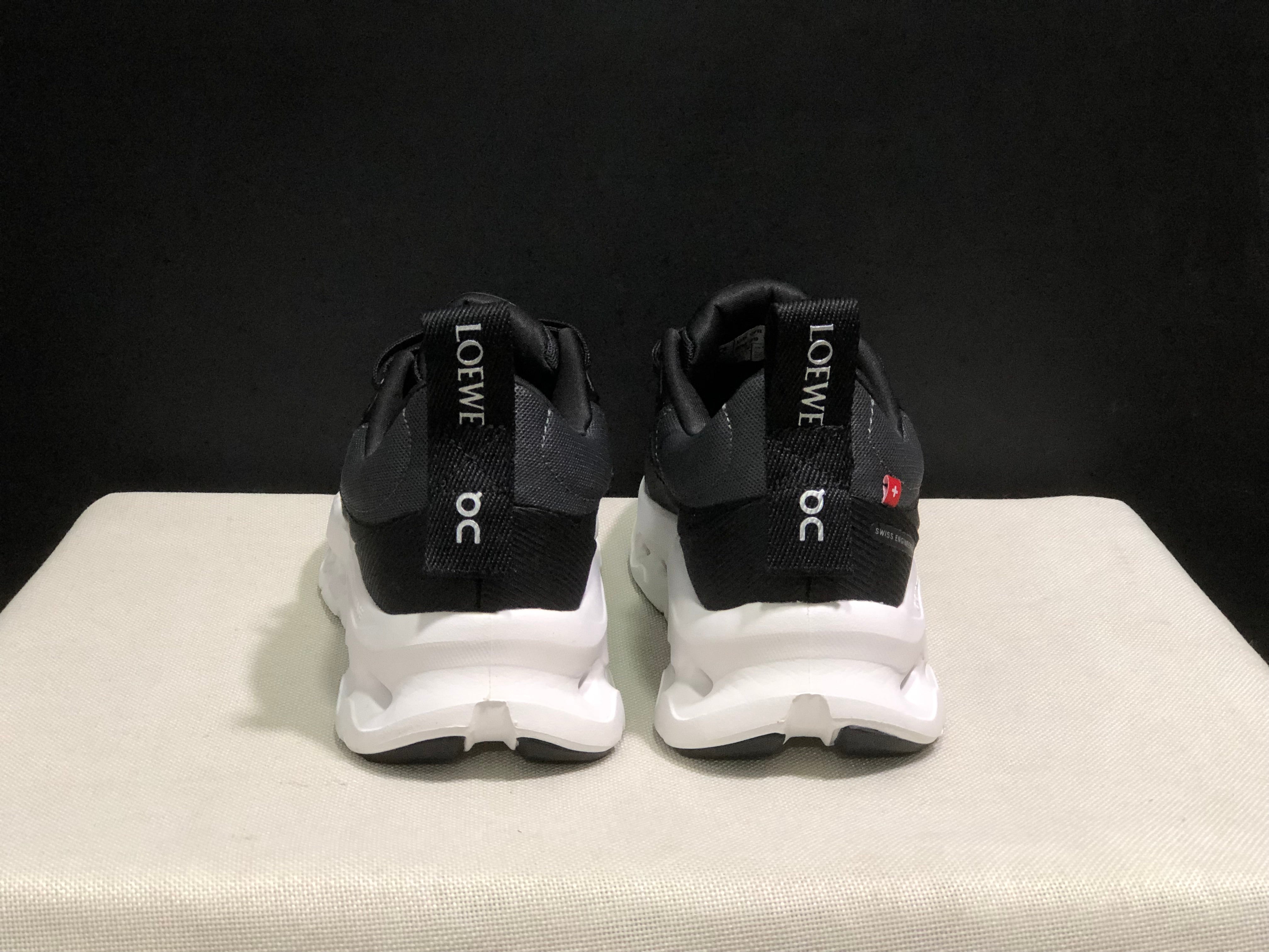 On x LOEWE Cloudtilt 2 'Black/White'