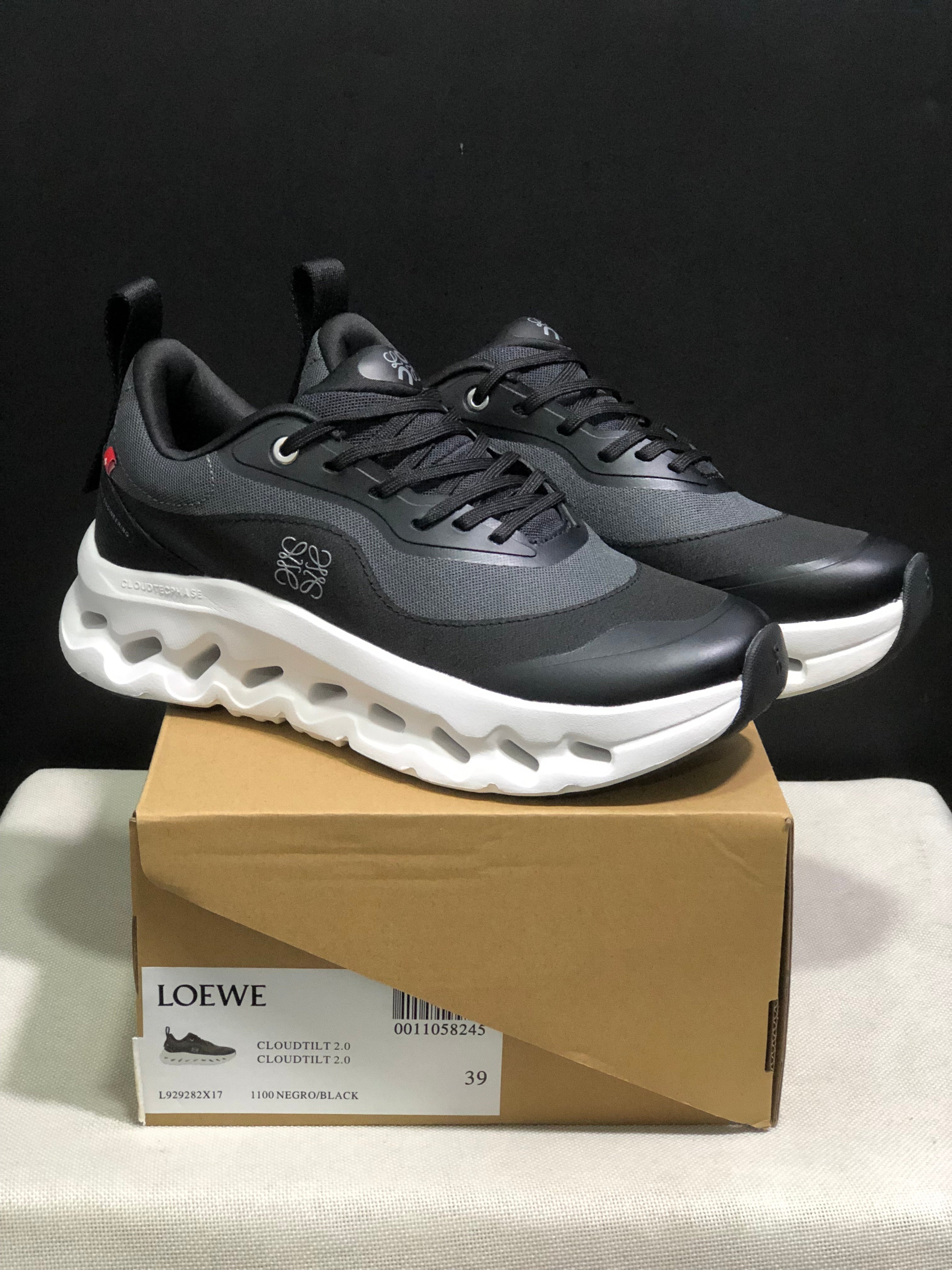 On x LOEWE Cloudtilt 2 'Black/White'