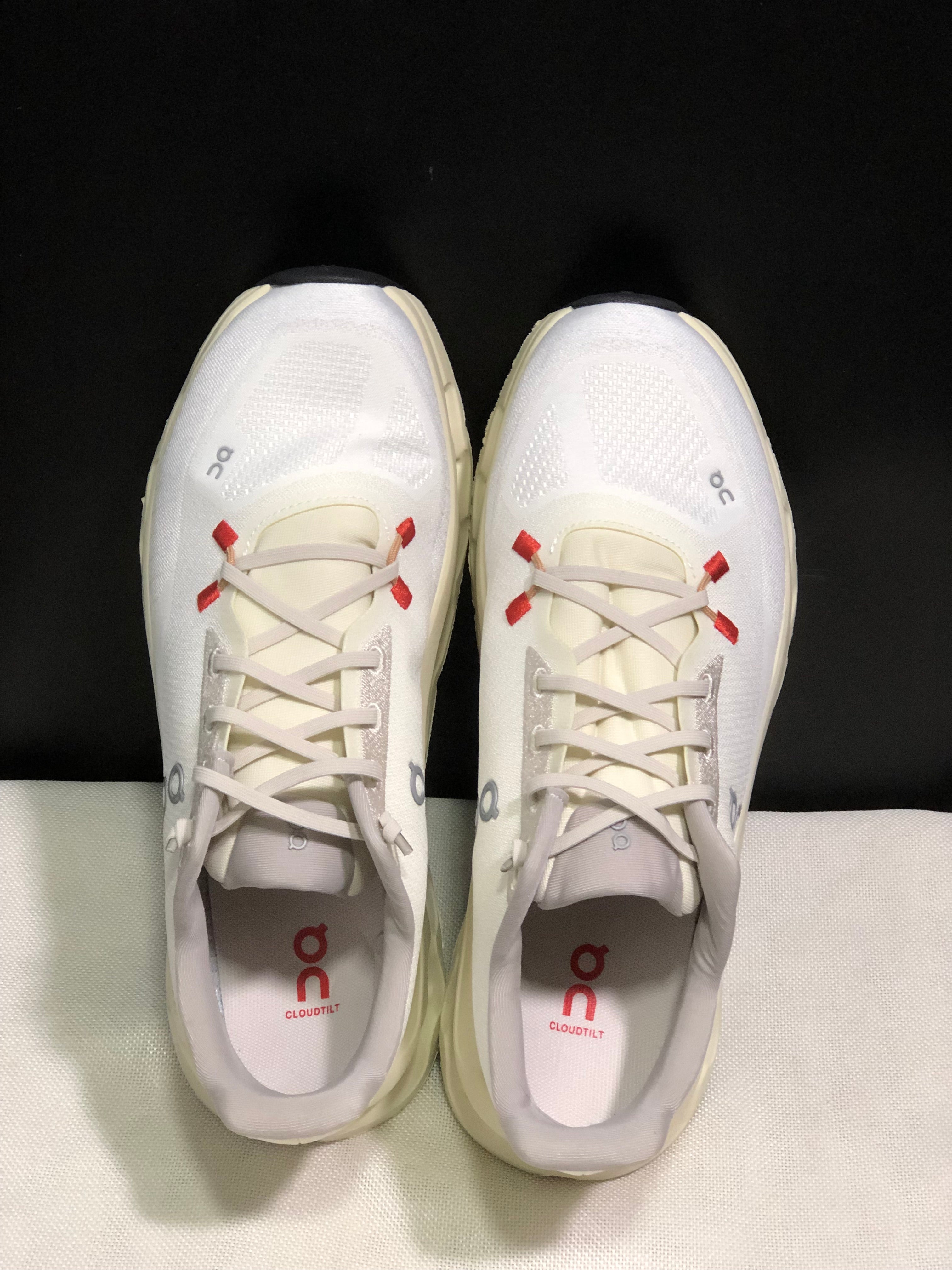 On Cloudtilt 'Sand Cream'