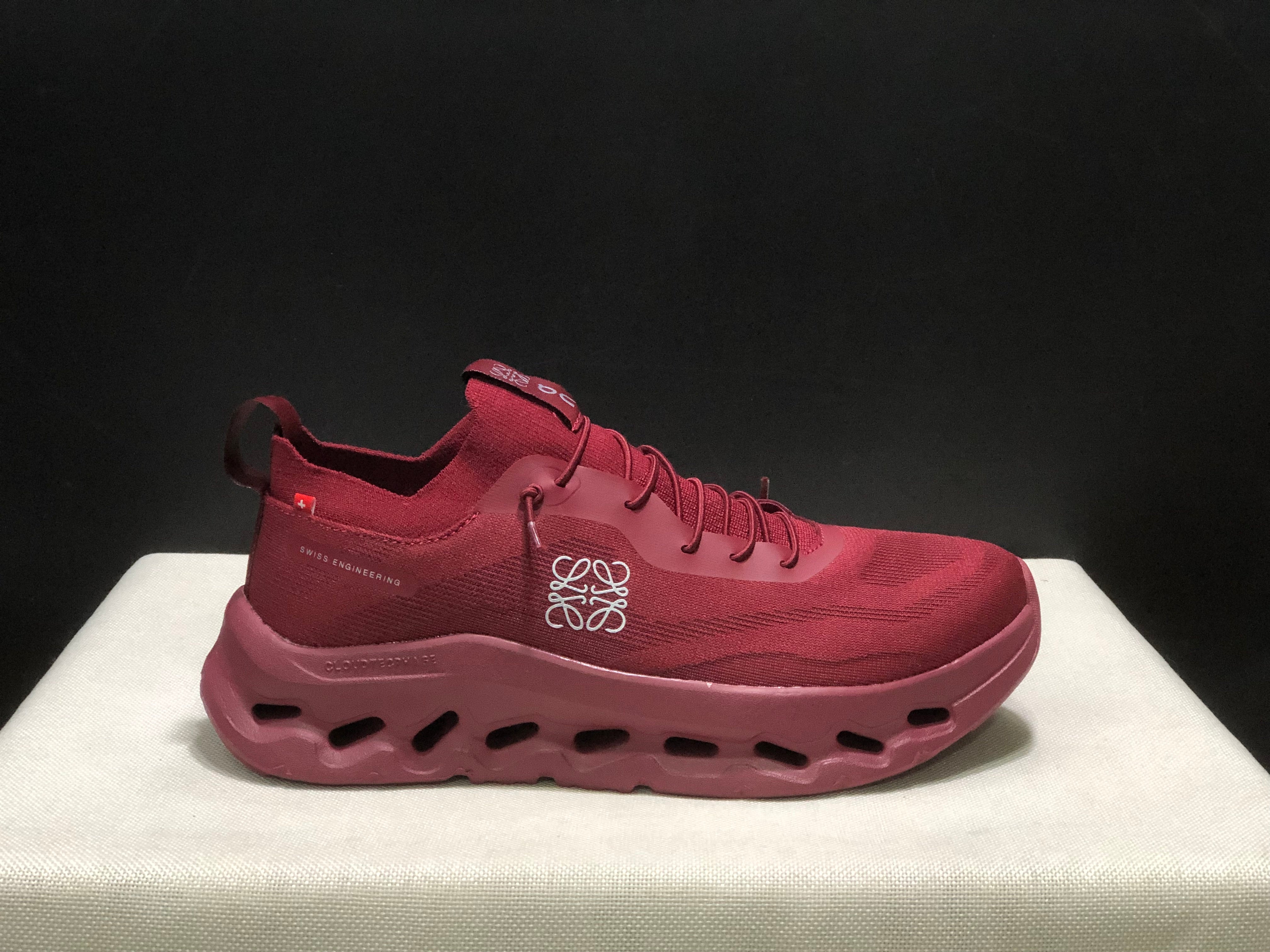 On x LOEWE Cloudtilt 'Red'