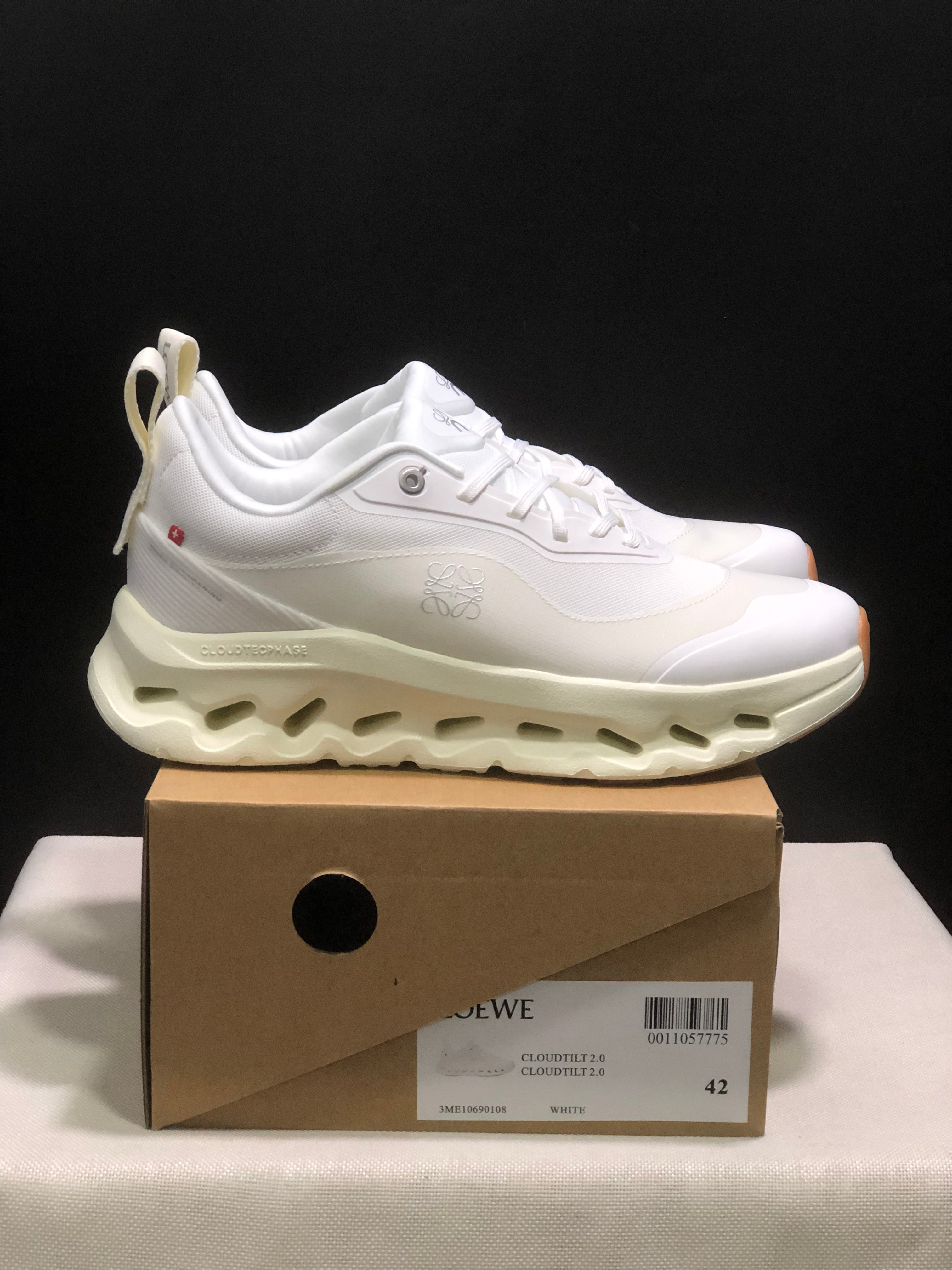 On x LOEWE Cloudtilt 2 'White'