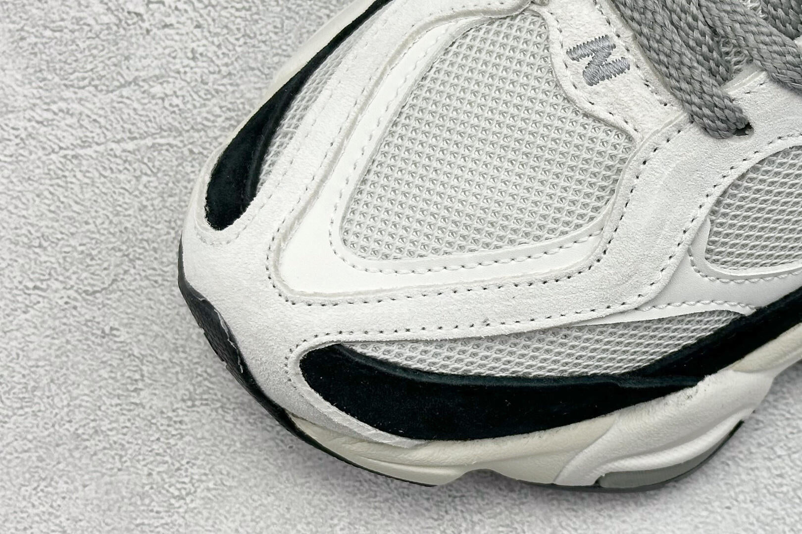 New Balance 9060 'Grey Jet Black'