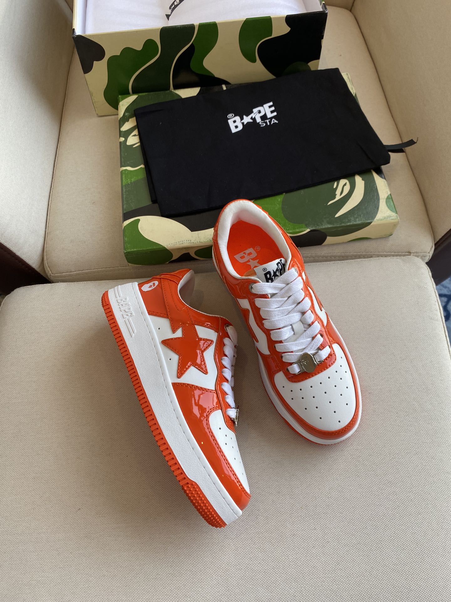 BAPE STA 'LEATHER ORANGE WHITE'