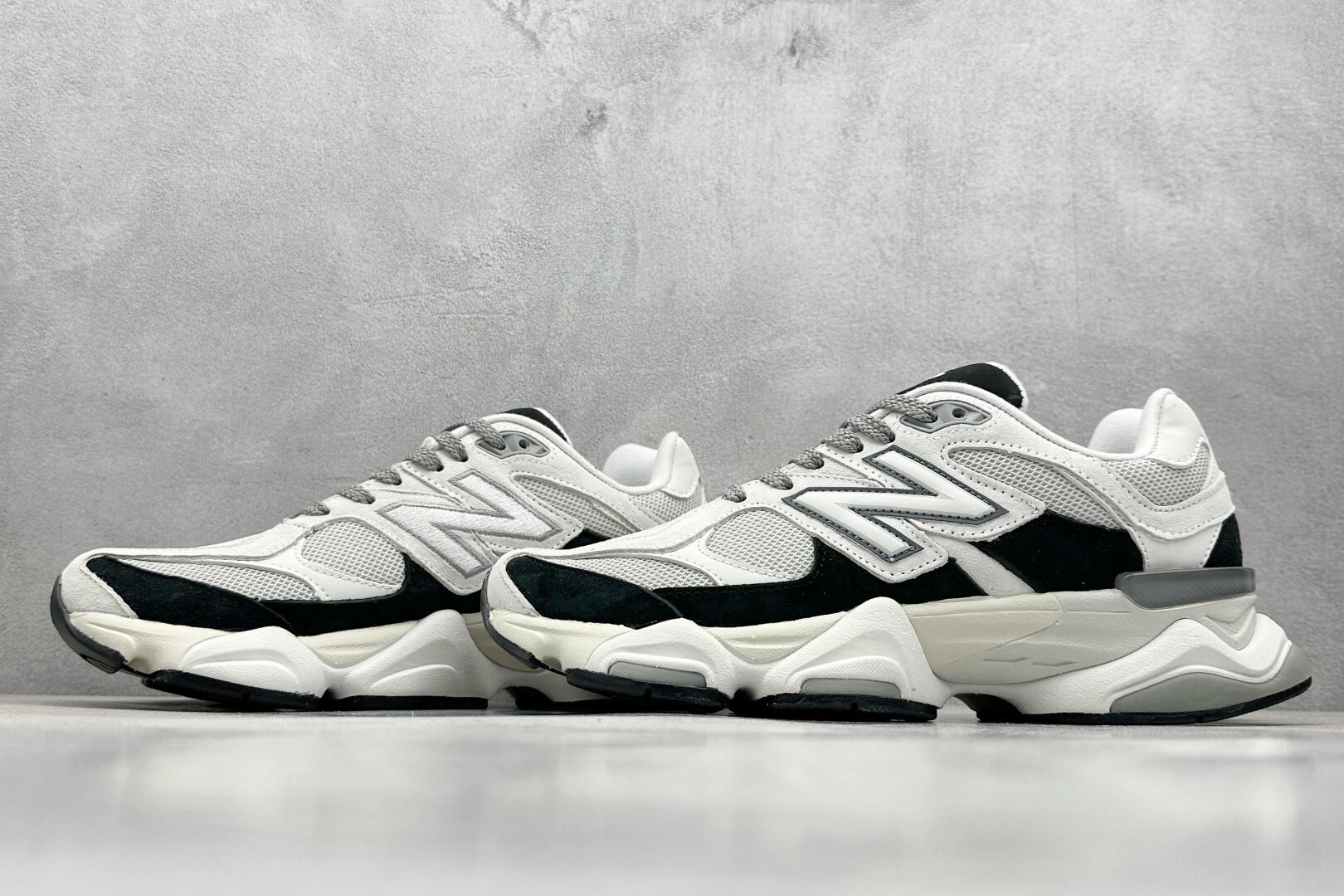 New Balance 9060 'Grey Jet Black'