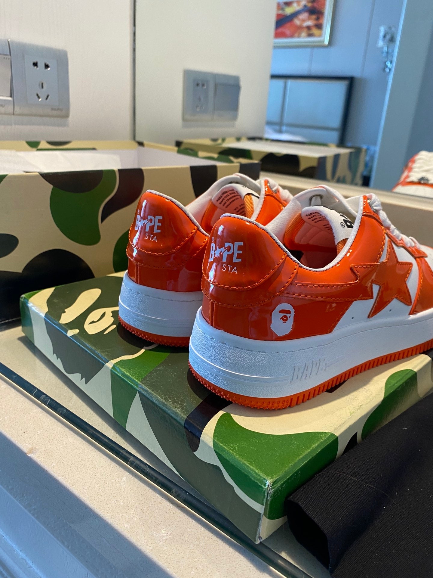 BAPE STA 'LEATHER ORANGE WHITE'