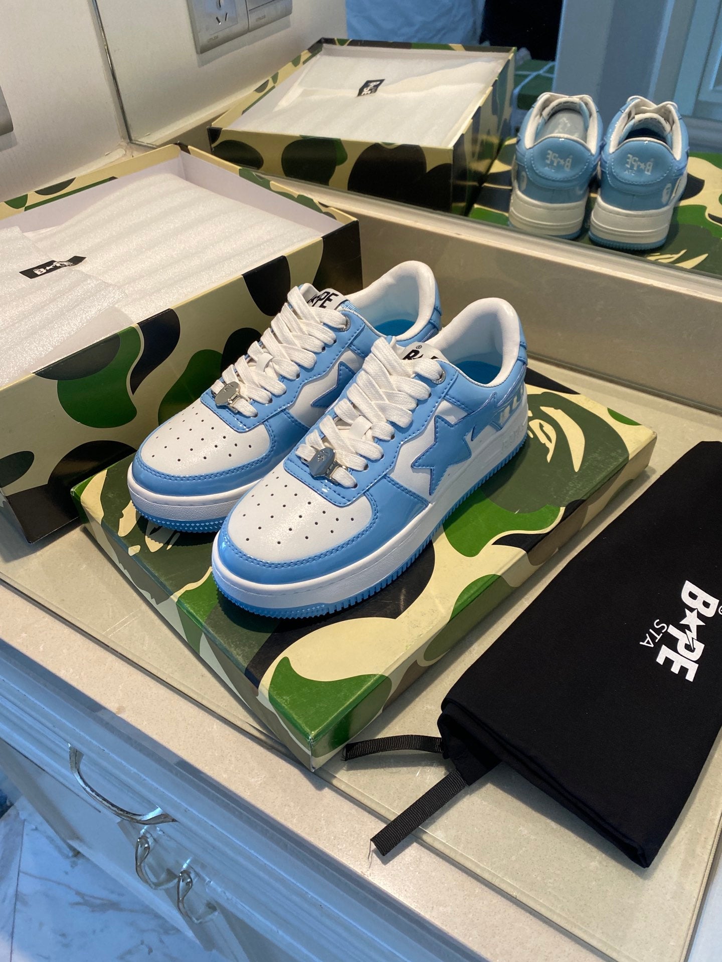 BAPE STA 'LEATHER BLUE WHITE'