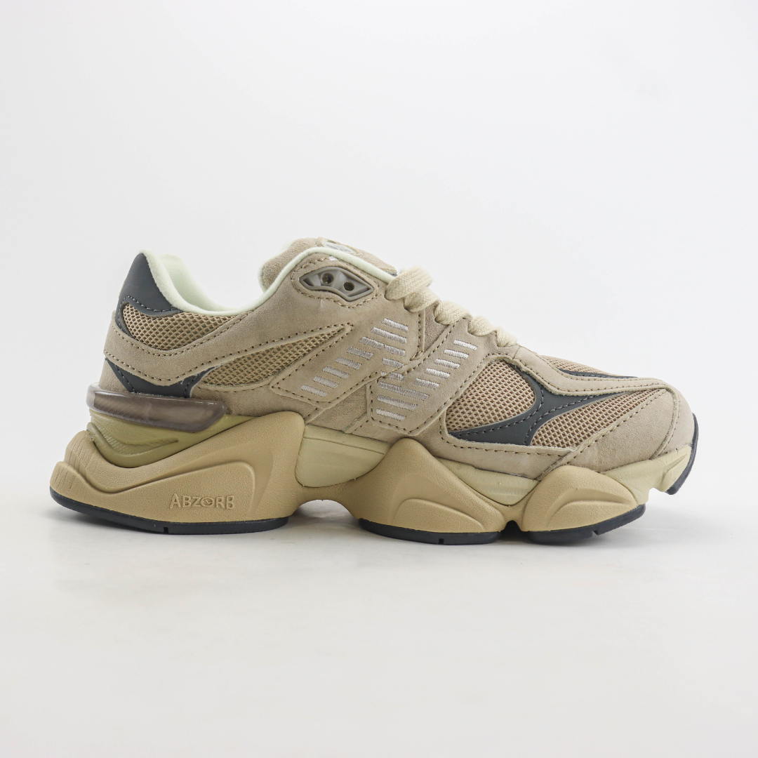 New Balance 9060 Driftwood Castlerock Marrom