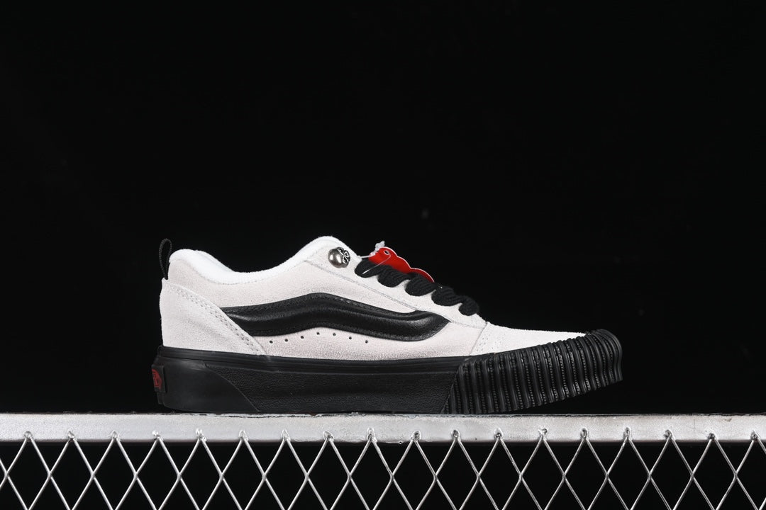 Vans Knu Skool White and Black