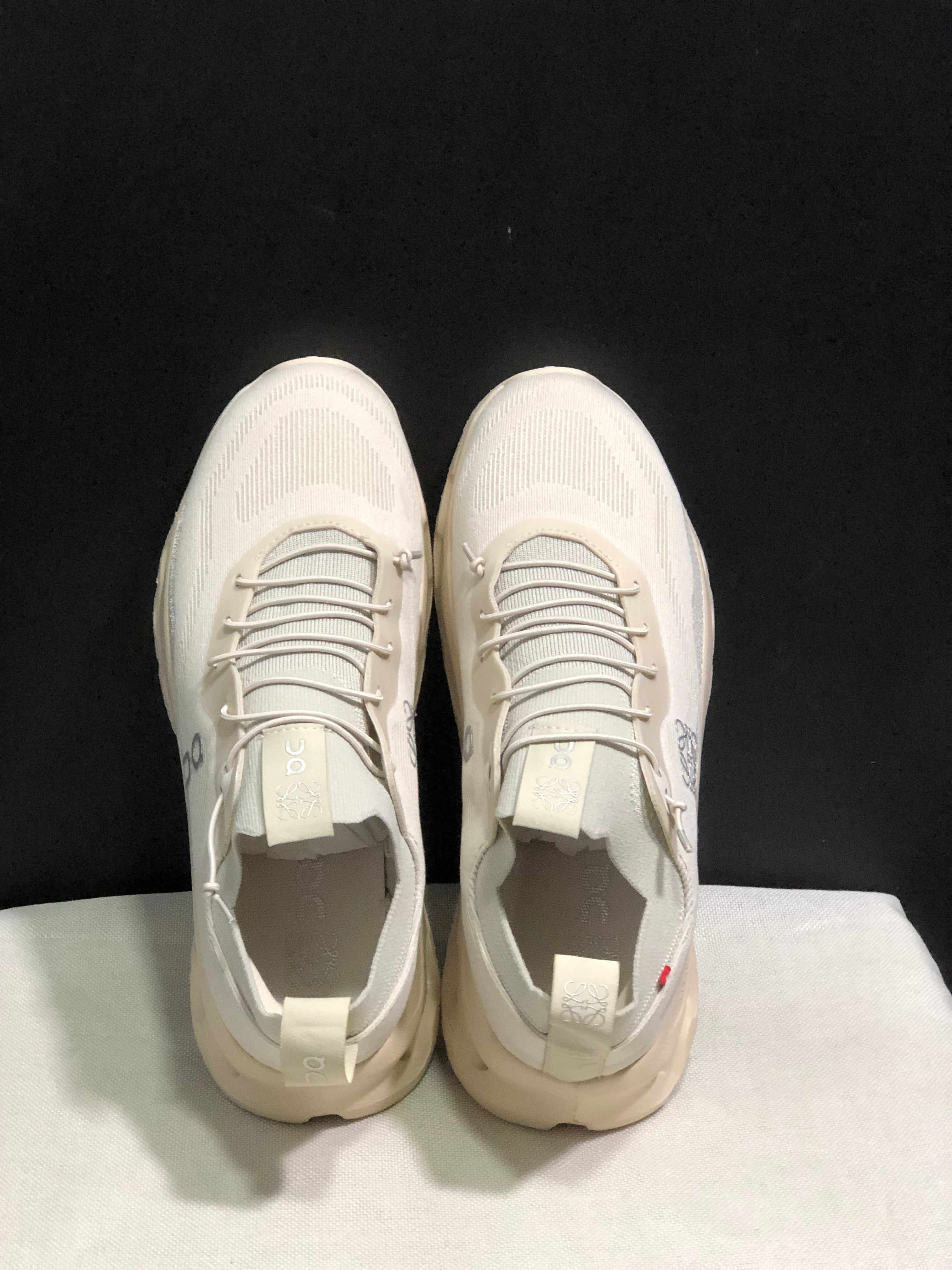 On x LOEWE Cloudtilt 'Beige'