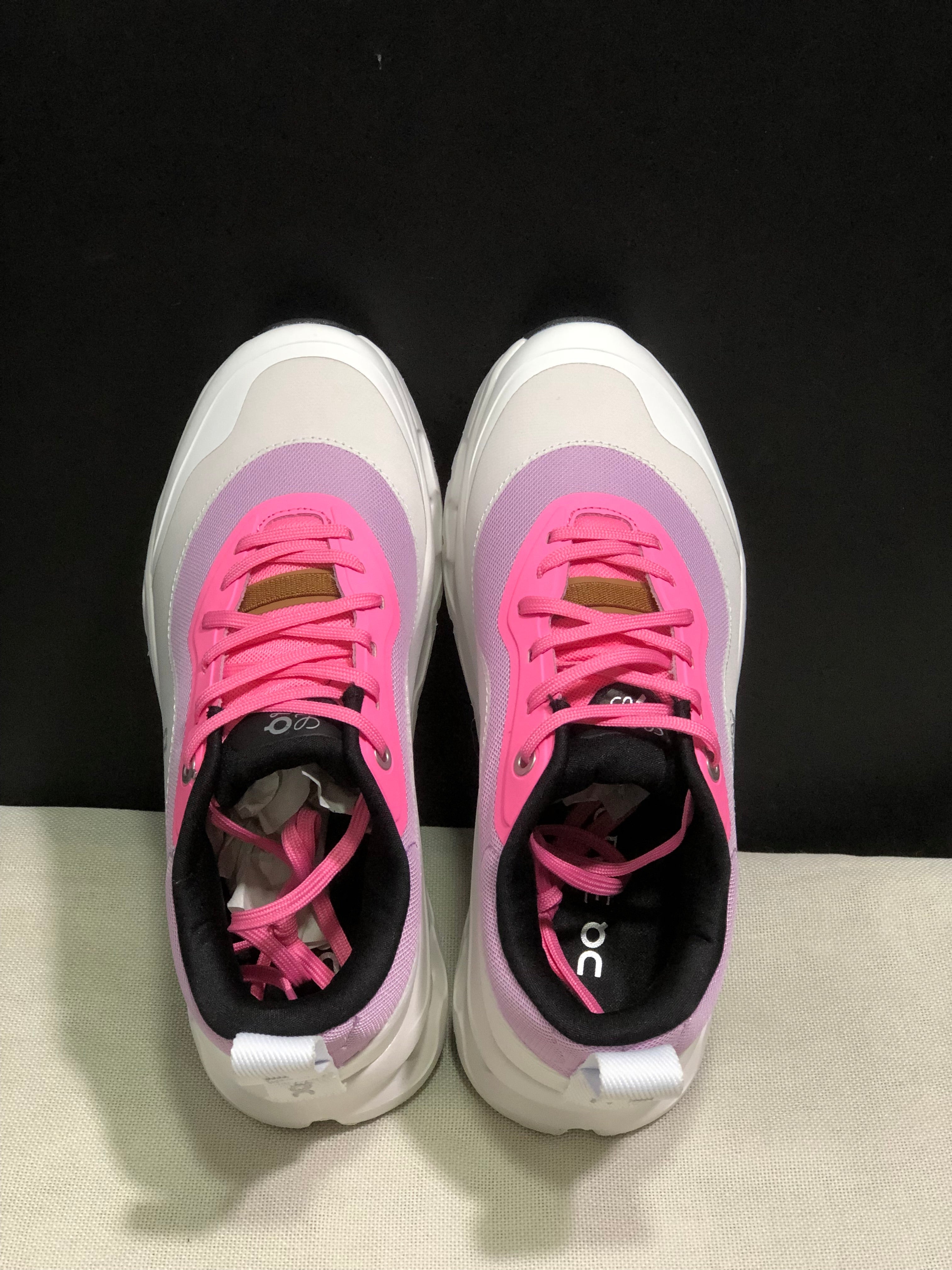 On x LOEWE Cloudtilt 2 'Pink'