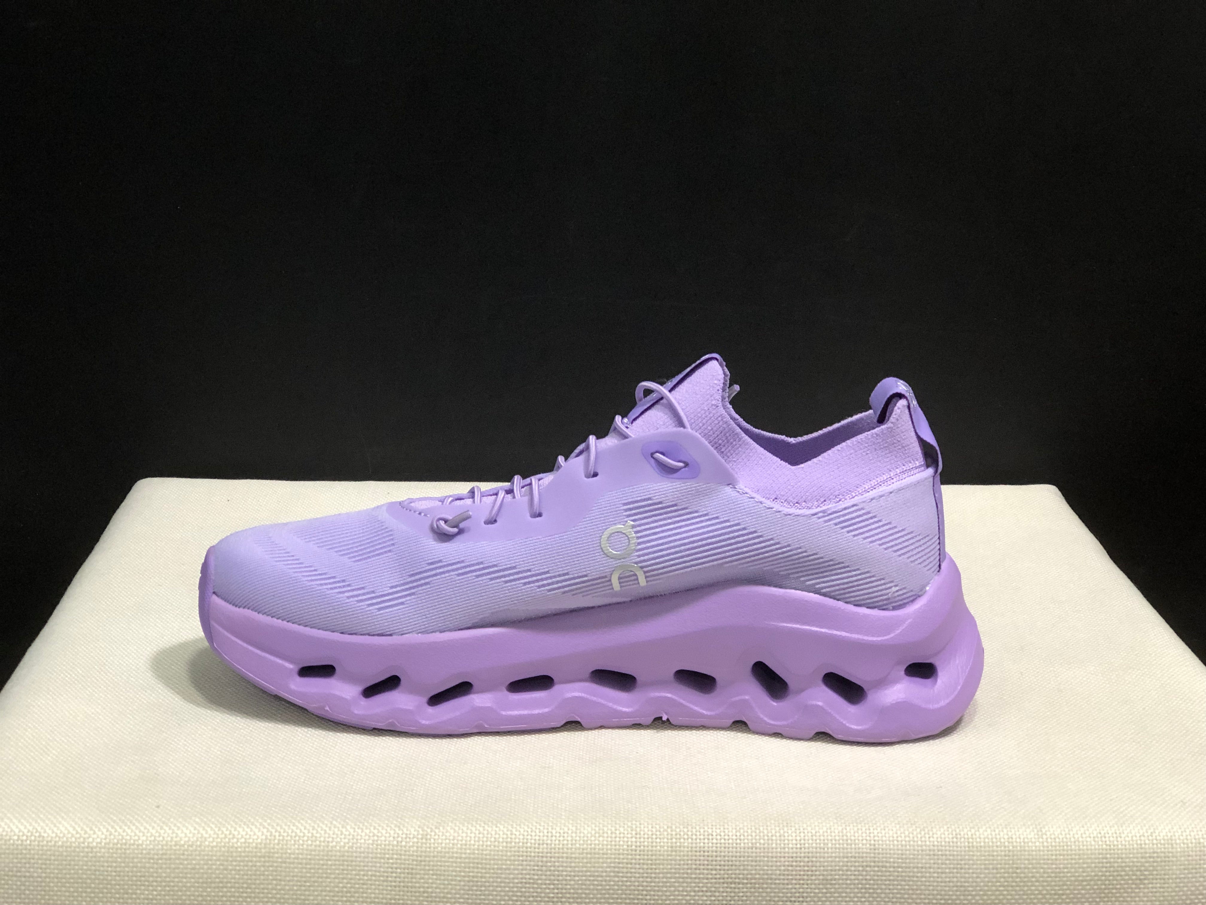 On x LOEWE Cloudtilt 'Purple'