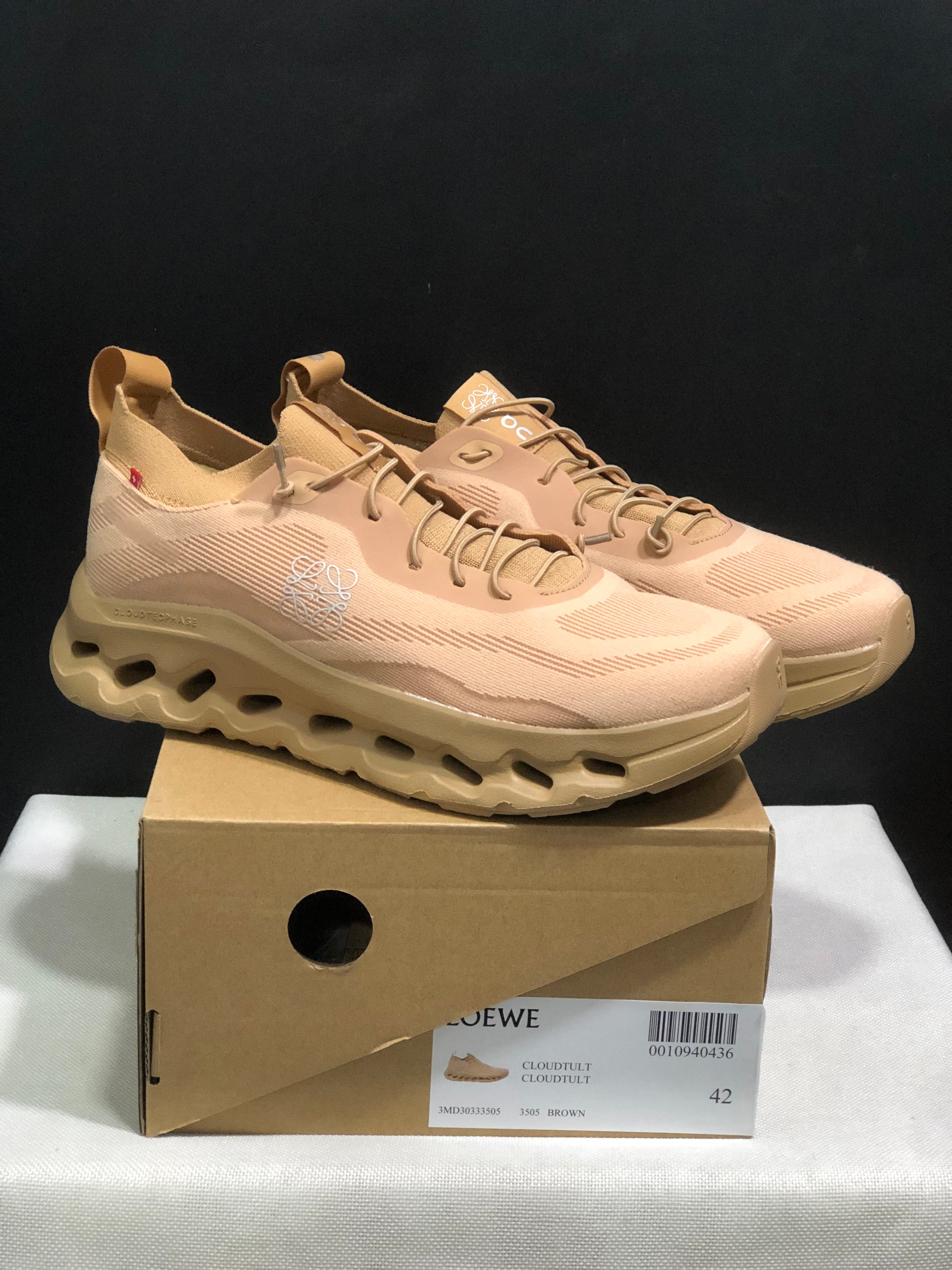 On x LOEWE Cloudtilt 'Marfim'