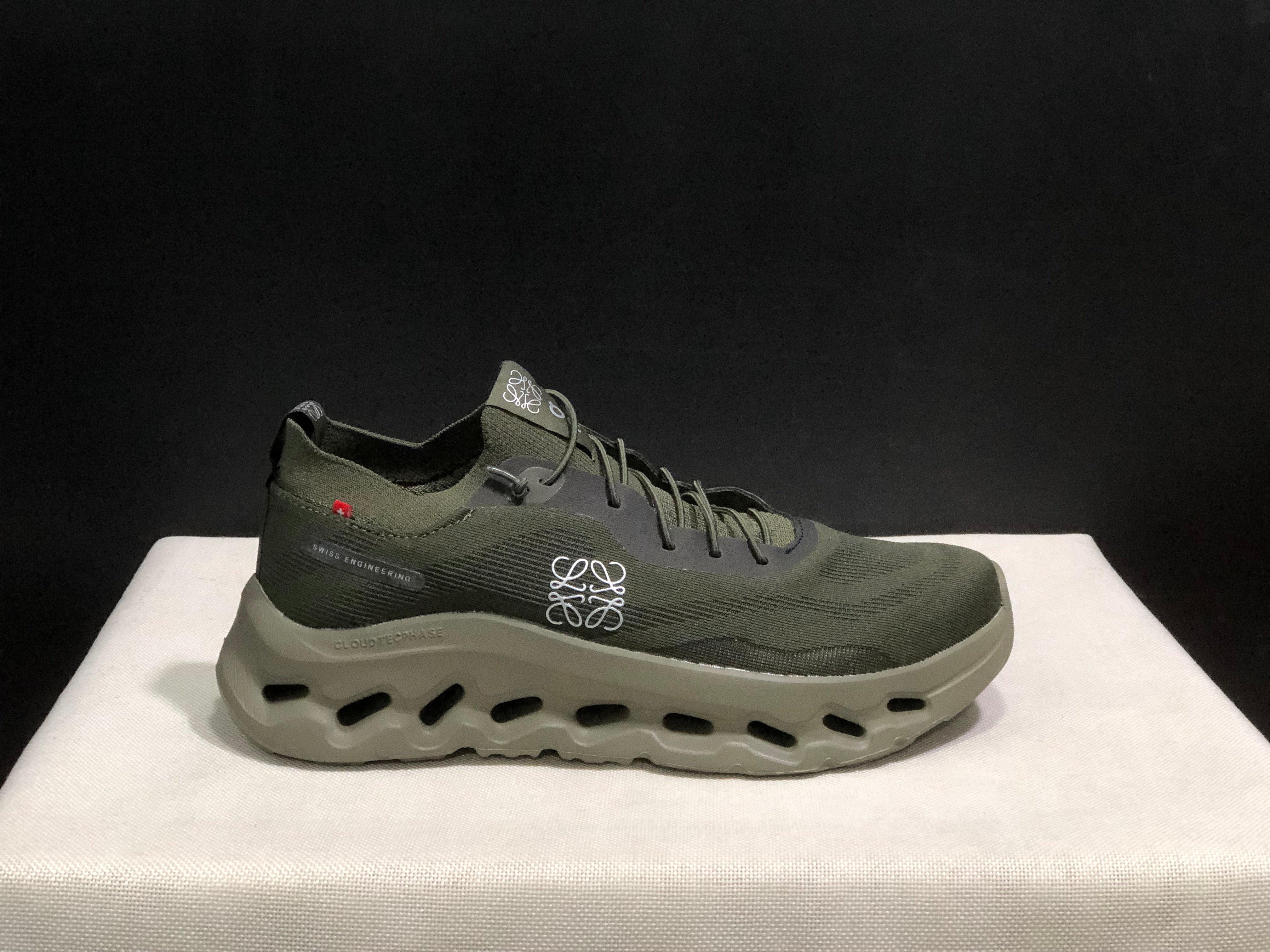 On x LOEWE Cloudtilt 'Green'